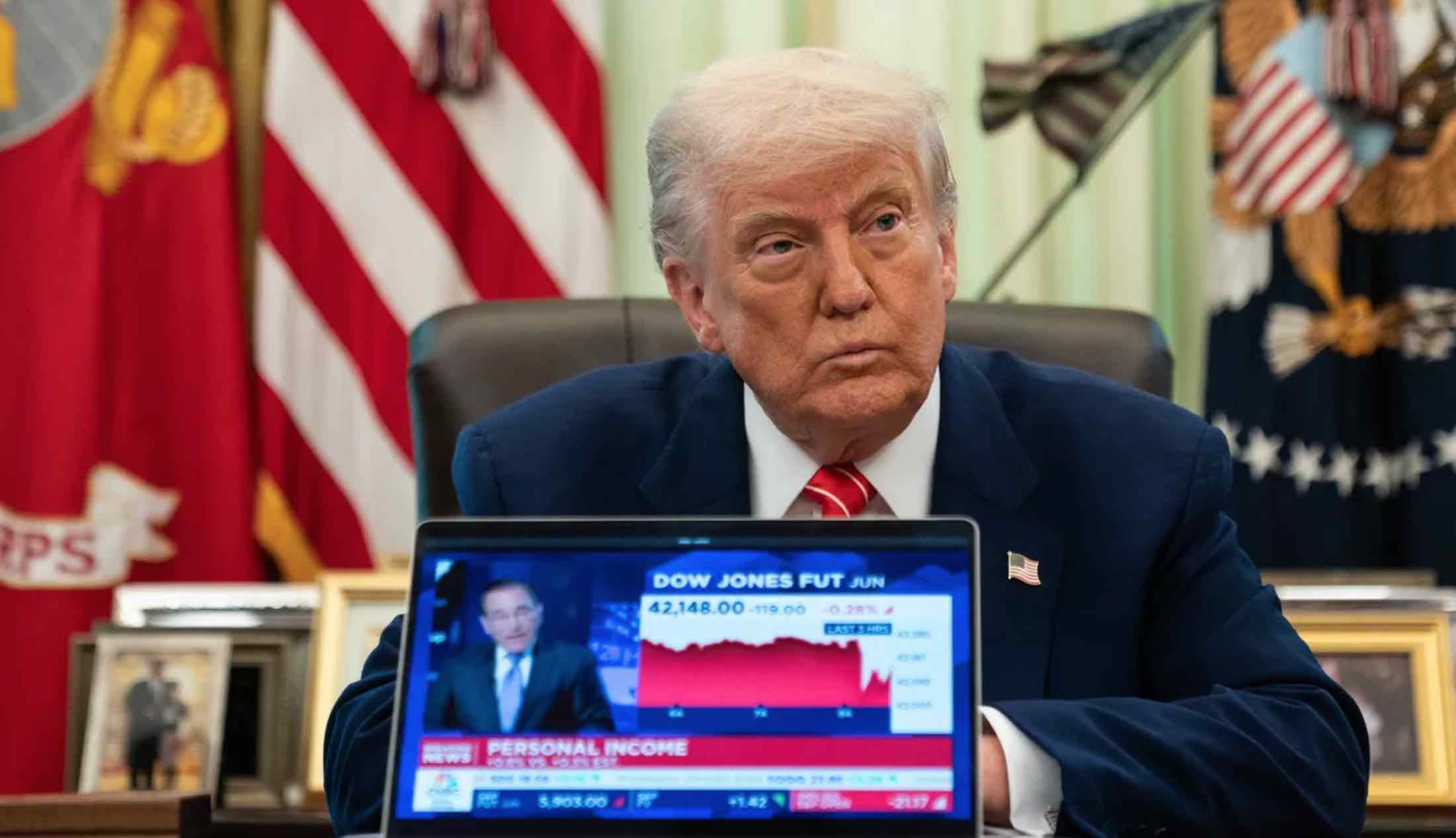 NBC y ABC acusadas de desinformar por Trump