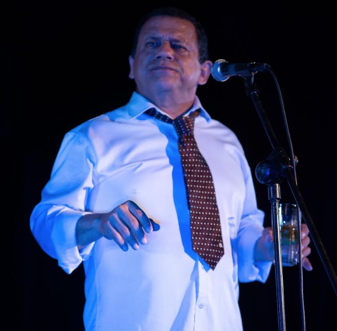 Teatro Vidal Gonzalez escenario del show Clasico de Emilio Lovera