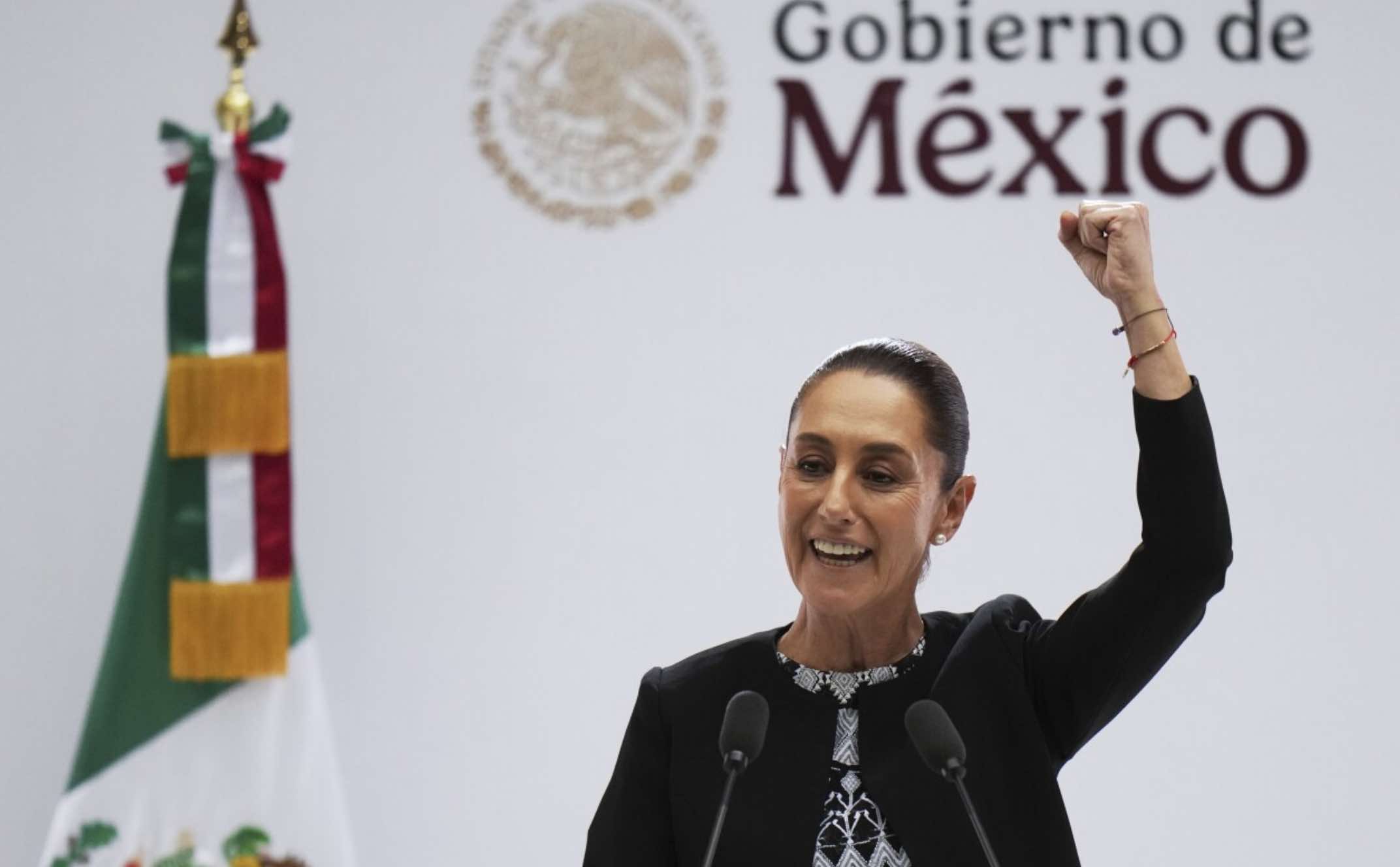 Sheinbaum defiende logros sociales y reformas politicas